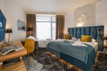 Фото номера Двухместный номер Делюкс с 1 кроватью Отель Hotel Zalewski г. Мжежино 4